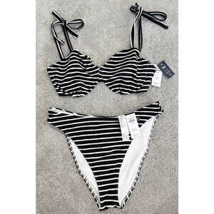 ABERCROMBIE & FITCH CURVE BIKINI NWT SIZE M/L
